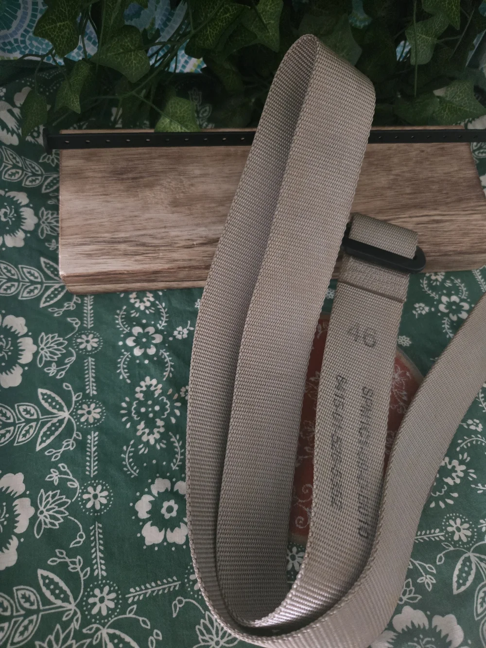 4/$15 Men's Beige Webbing Strap Belt with Black Buckle 46